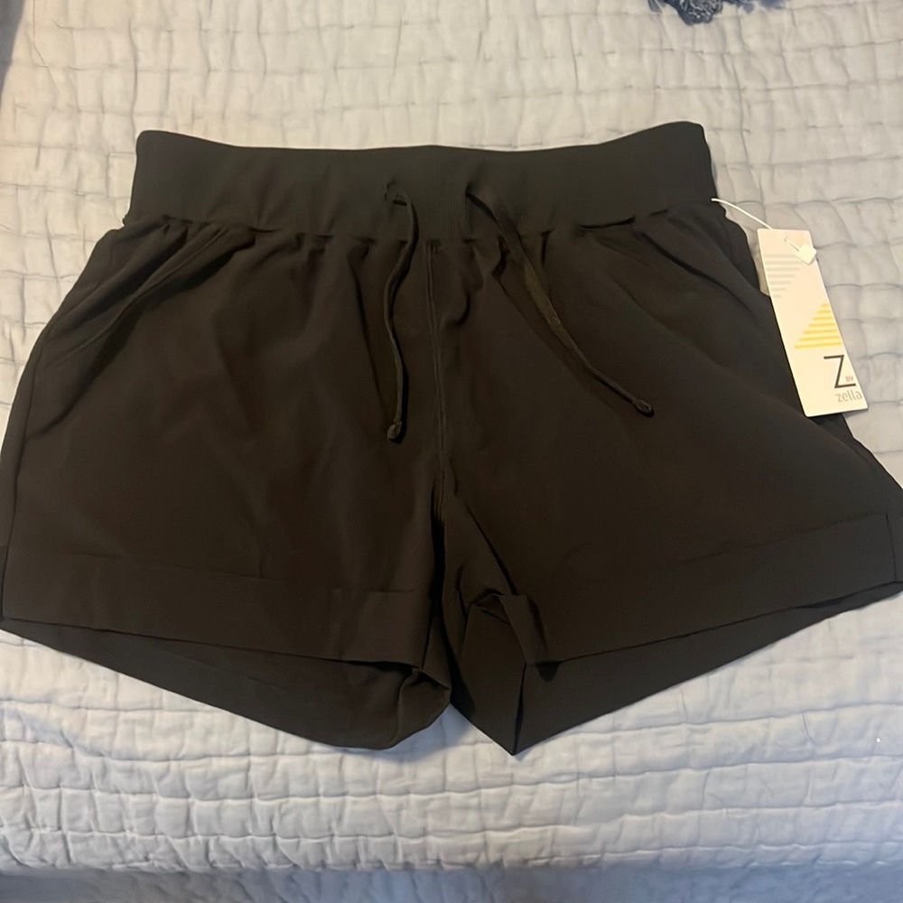 Zella workout shorts